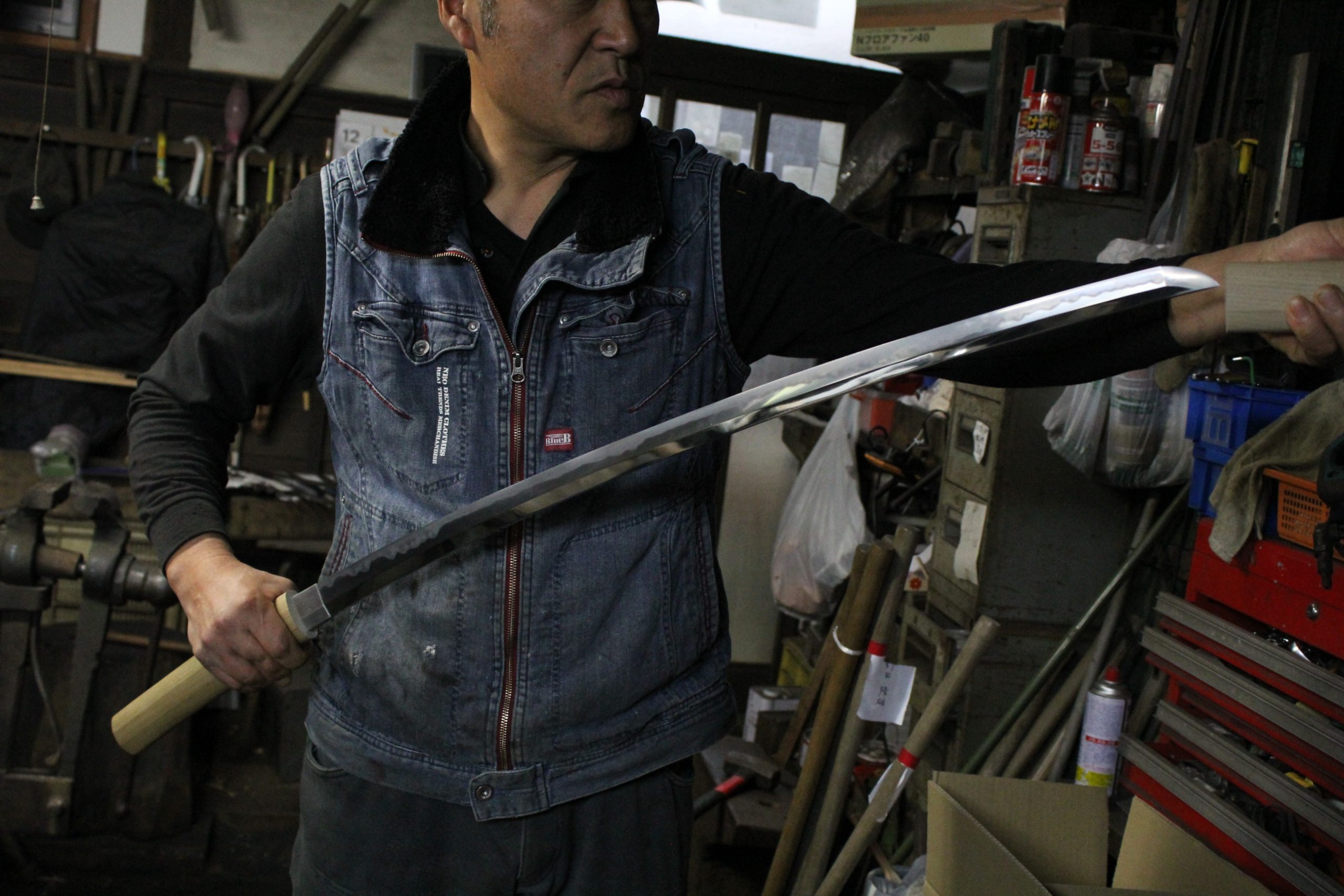 盛弘鍛治工場−八女から生み出す日本最高峰の一刀